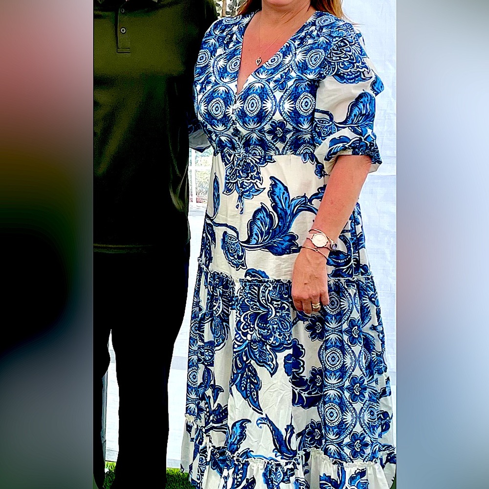 Bought this gorgeous dress for my grandson’s baby shower. Comfy and forgiving